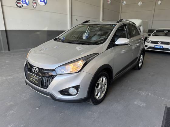 HYUNDAI HB20X 1.6 16V STYLE FLEX 4P MANUAL HYUNDAI HB20X 1.6 16V STYLE FLEX 4P MANUAL